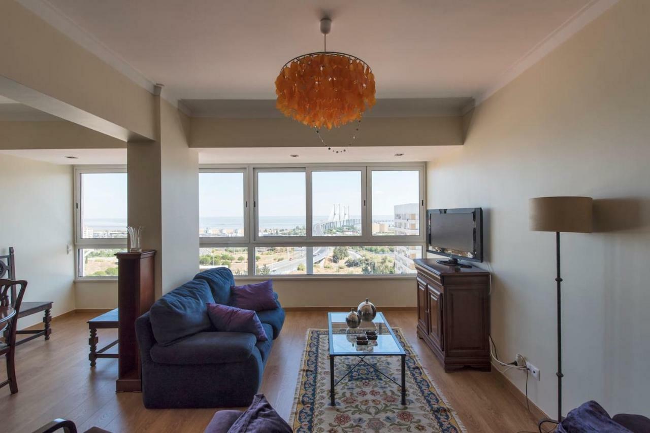 A View To The River Tejo - Sixtyfive Boutique Home リスボン エクステリア 写真